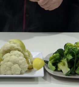 Μπρόκολο και κουνουπίδι βραστή σαλάτα